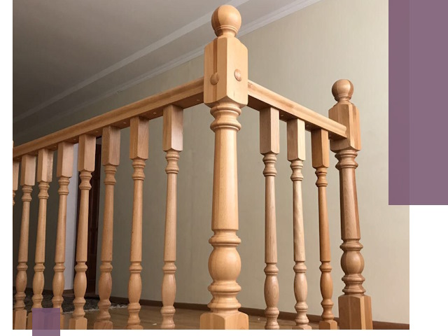 Деревянные перила на заказ в Тобольске: монтаж и изготовление