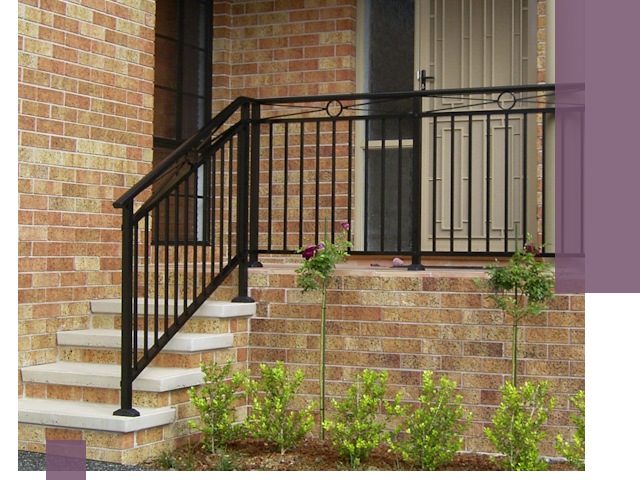 Уличные перила из металла под ключ в Тобольске