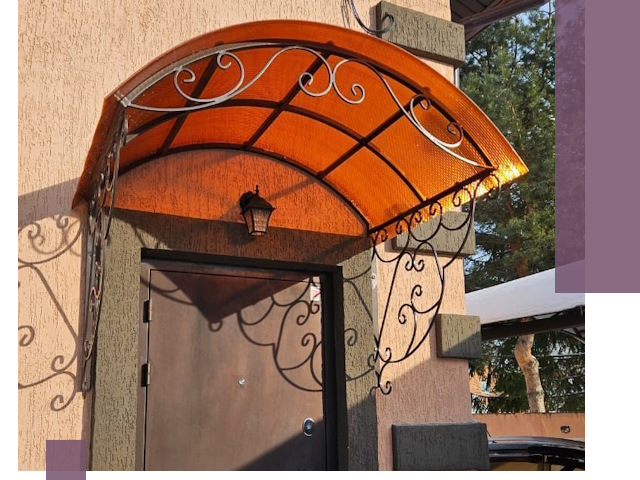 Демонтаж козырьков в Тобольске быстро и безопасно