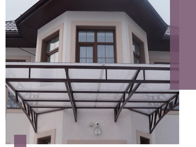 Козырьки из поликарбоната под ключ в Тобольске