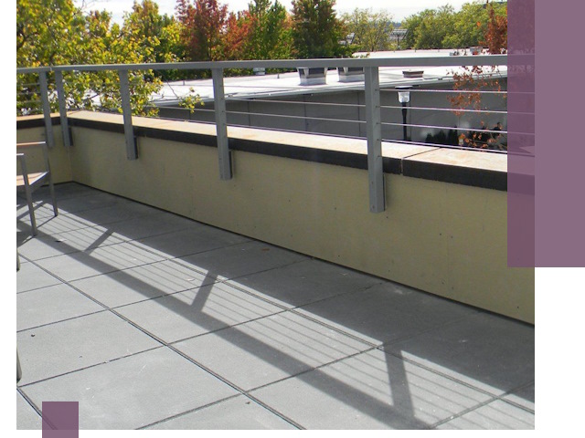 Металлические парапеты под ключ в Тобольске: монтаж и изготовление