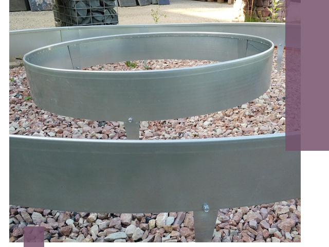 Нержавеющие бордюры под ключ в Тобольске — изготовление и монтаж